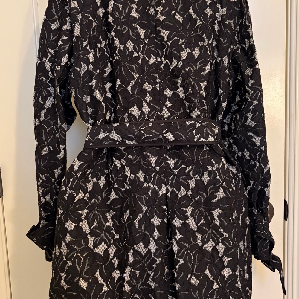 VENUS Vintage Black Lace Trench Coat - Picture 9 of 11